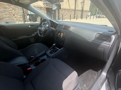 Used 2016 Volkswagen Jetta S FWD image 11