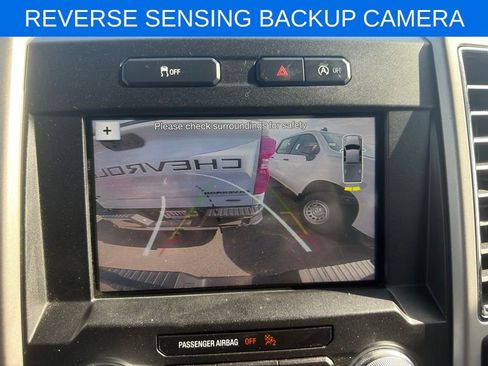 Used 2018 Ford F150 Lariat w/ Equipment Group 502A Luxury AWD/4WD image 4