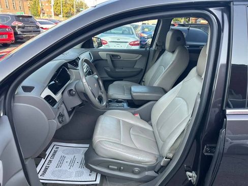 Used 2016 Chevrolet Traverse LT AWD/4WD image 12