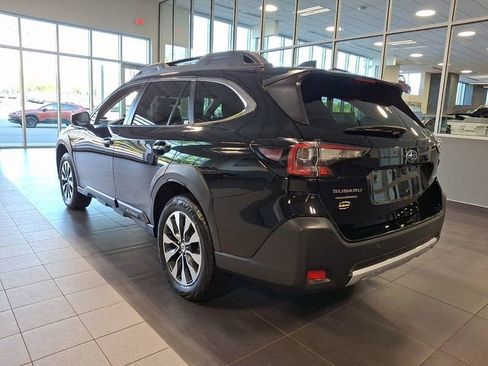 Certified 2023 Subaru Outback Limited AWD/4WD image 4