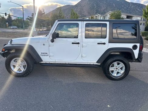 Used 2014 Jeep Wrangler Unlimited Sport w/ Quick Order Package 24S AWD/4WD image 6
