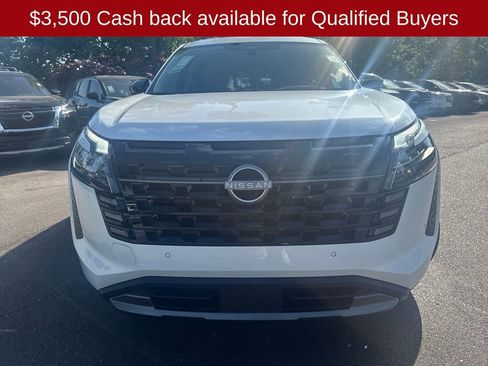 New 2026 Nissan Pathfinder Platinum FWD image 36