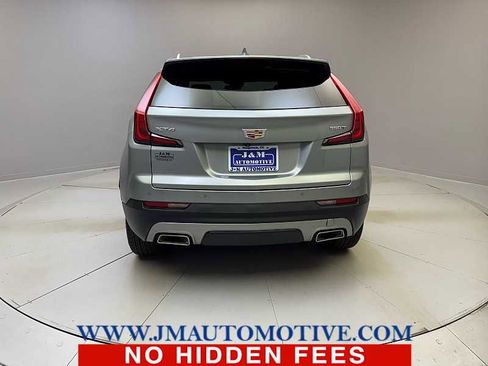 Used 2023 Cadillac XT4 Premium Luxury image 4