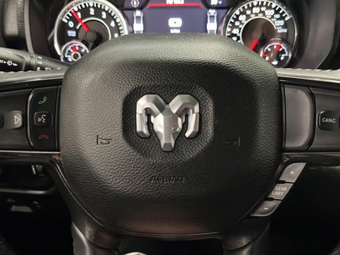 Used 2023 RAM 1500 Big Horn AWD/4WD image 24