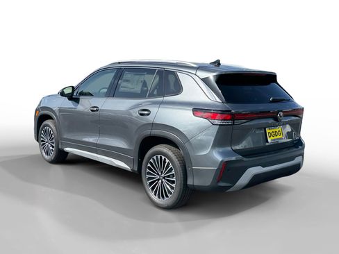 New 2026 Volkswagen Tiguan S AWD/4WD image 3