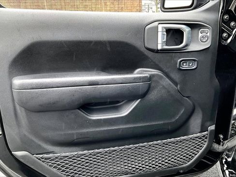 Certified 2022 Jeep Gladiator Sport image 25