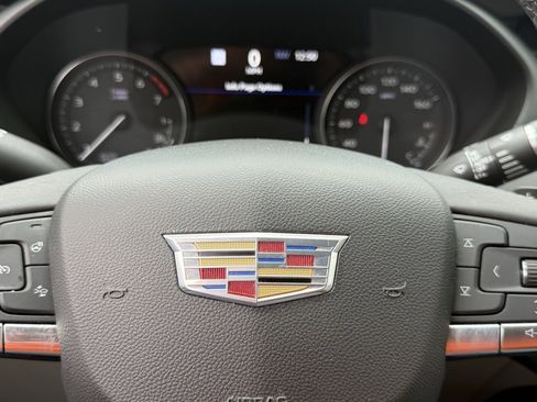 Used 2020 Cadillac XT4 Premium Luxury w/ Technology Package image 26