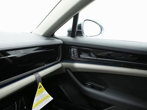 New 2026 Porsche Panamera 4 image 24