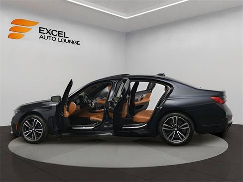 Used 2022 BMW 750i xDrive 750i xDrive w/ Executive Package image 65