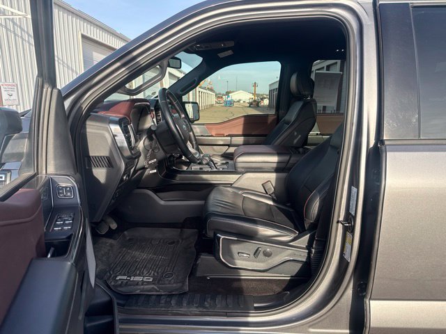 Used 2021 Ford F150 Lariat w/ Equipment Group 502A High AWD/4WD image 3