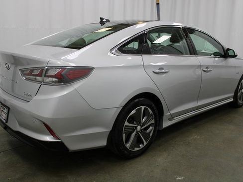 Used 2019 Hyundai Sonata Limited w/ Ultimate Package 02 image 4