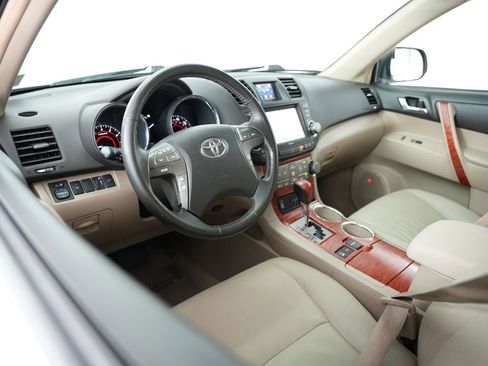 Used 2008 Toyota Highlander Limited AWD/4WD image 6