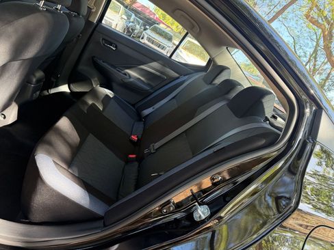 Used 2025 Nissan Versa SV image 32