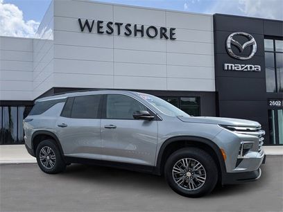 Used 2024 Chevrolet Traverse LT