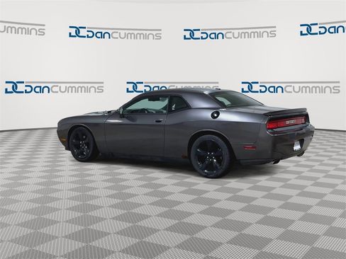 Used 2014 Dodge Challenger R/T w/ Blacktop Package image 7