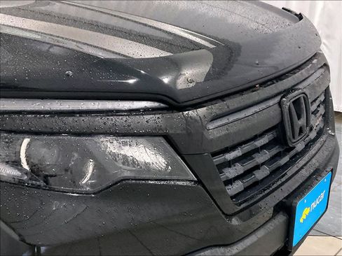 Used 2019 Honda Ridgeline Sport image 32