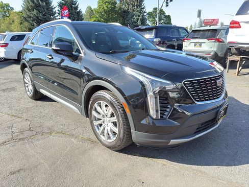 Used 2023 Cadillac XT4 Premium Luxury AWD/4WD image 10