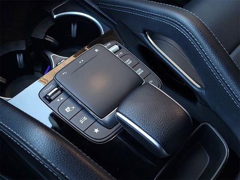 Used 2023 Mercedes-Benz GLE 450 4MATIC image 27