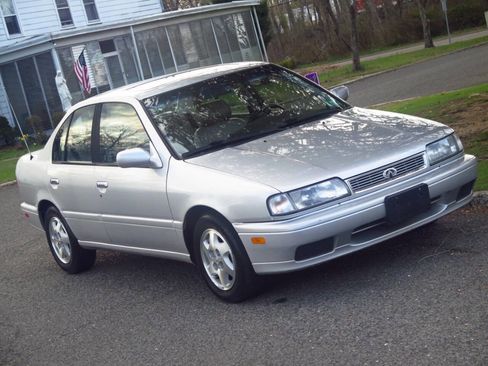 Used 1996 INFINITI G20 image 28