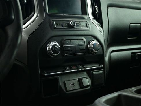 Used 2020 GMC Sierra 2500 4x4 Crew Cab w/ Convenience Package image 25