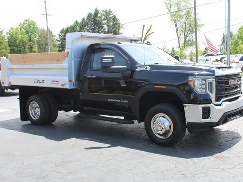 Used 2021 GMC Sierra 3500 4x4 Regular Cab w/ Convenience Package image 9