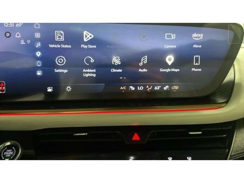Used 2024 Buick Envision Avenir AWD/4WD image 13