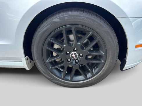 Used 2014 Ford Mustang Coupe w/ Equipment Group 102A RWD image 25