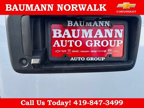 Used 2025 Chevrolet Express 2500 w/ Driver Convenience Package RWD image 9