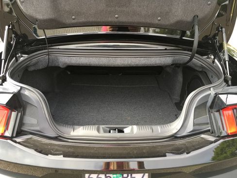 Used 2024 Ford Mustang GT Premium RWD image 6