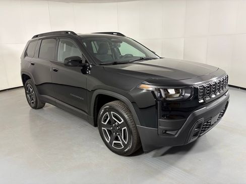 New 2026 Jeep Cherokee Laredo AWD/4WD image 2