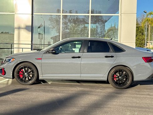 Used 2024 Volkswagen Jetta GLI 40th Anniversary Edition image 8