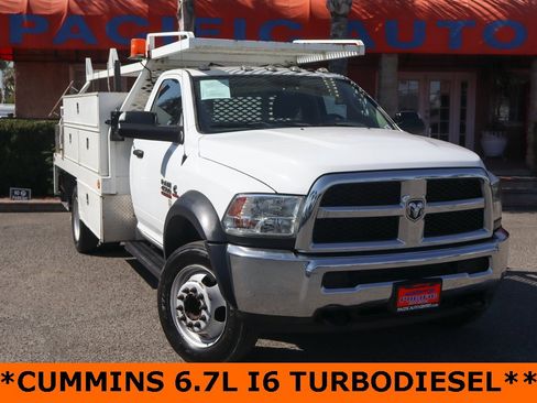 Used 2018 RAM 4500 Tradesman w/ Power & Remote Entry Group image 2