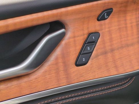 Used 2023 Jeep Grand Cherokee L Summit image 14