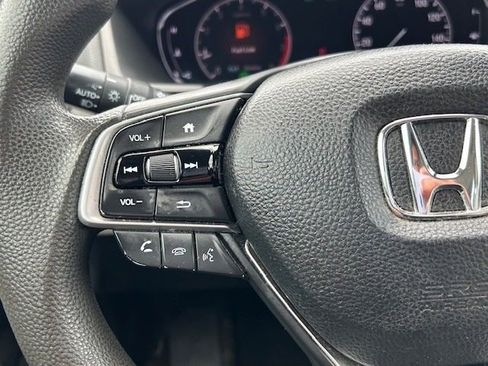 Used 2018 Honda Accord EX image 27