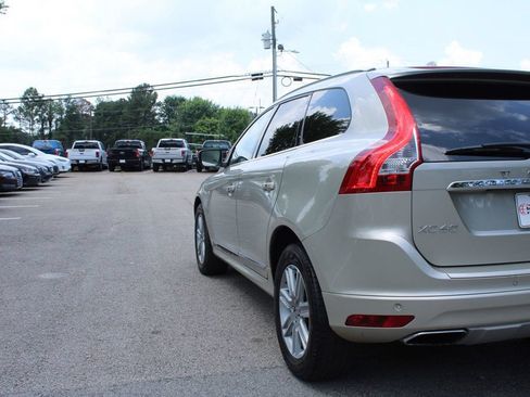 Used 2017 Volvo XC60 T5 Inscription w/ Preferred Option Package FWD image 35