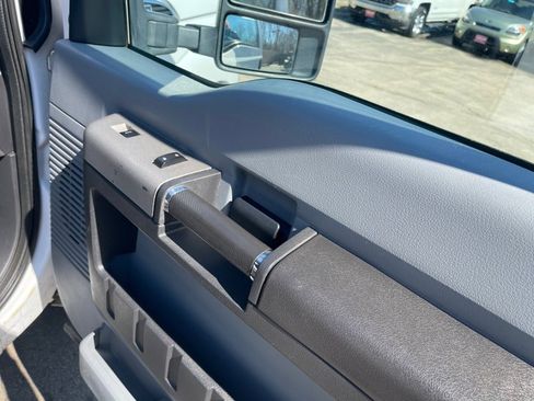 Used 2016 Ford F350 XLT w/ XLT Interior Package image 21