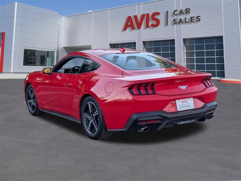 Used 2024 Ford Mustang Coupe image 9