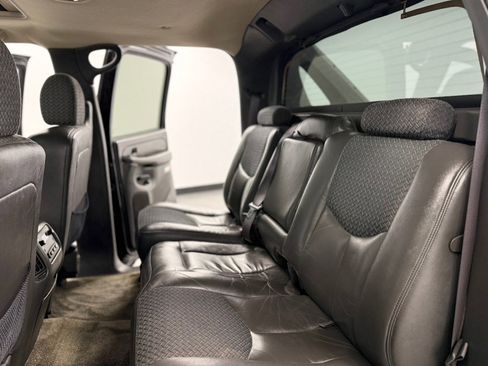 Used 2003 Chevrolet Avalanche 4x4 w/ Suspension Package, Off-Road image 49