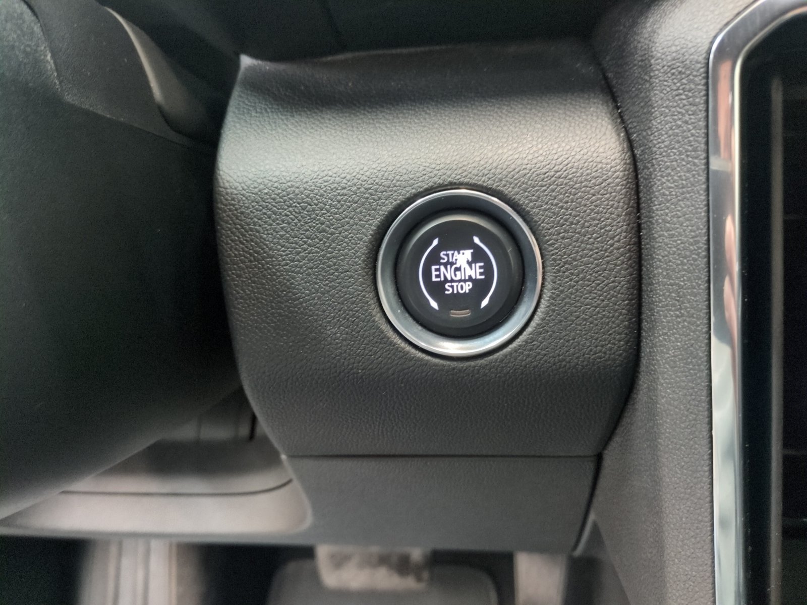 Used 2025 GMC Acadia Elevation AWD/4WD image 15
