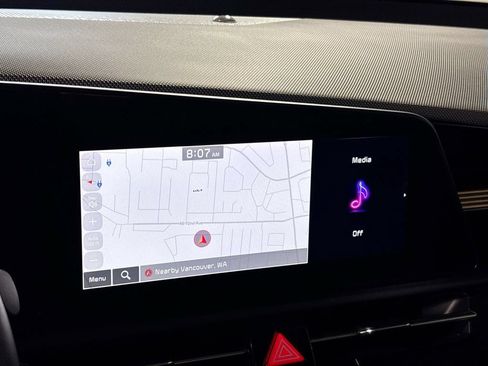 Certified 2023 Kia Niro Wind FWD image 17