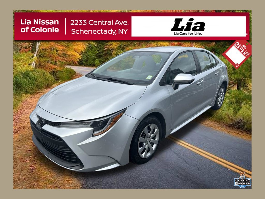 Used 2023 Toyota Corolla LE FWD image 1