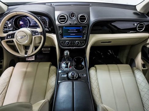 Used 2020 Bentley Bentayga Speed AWD/4WD image 12