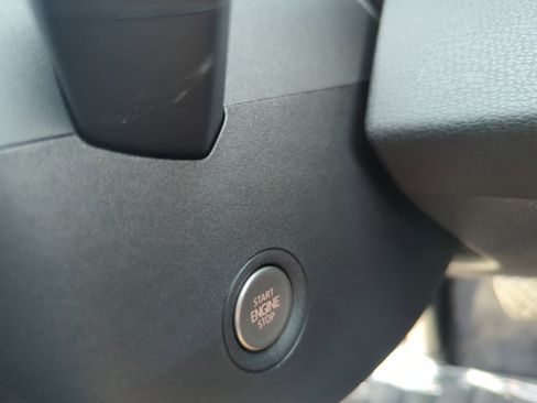 New 2026 Volkswagen ID.4 Pro image 28