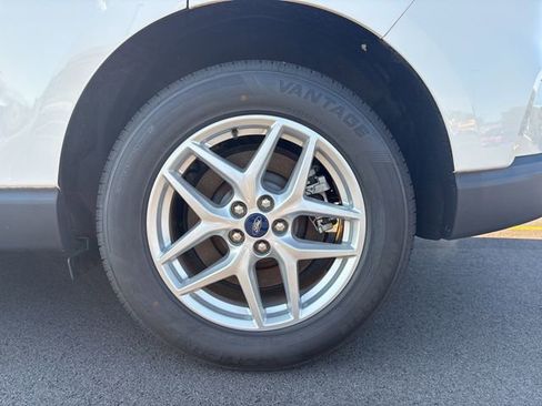 Used 2022 Ford Edge SEL w/ Convenience Package image 19