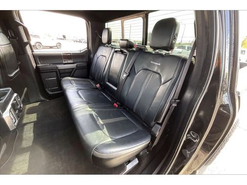 Used 2017 Ford F350 Platinum w/ Platinum Ultimate Package AWD/4WD image 28