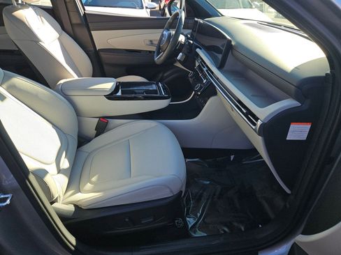 Certified 2025 Hyundai Tucson Limited image 22