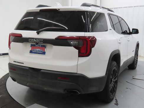 Used 2023 GMC Acadia SLT w/ Elevation Edition FWD image 3