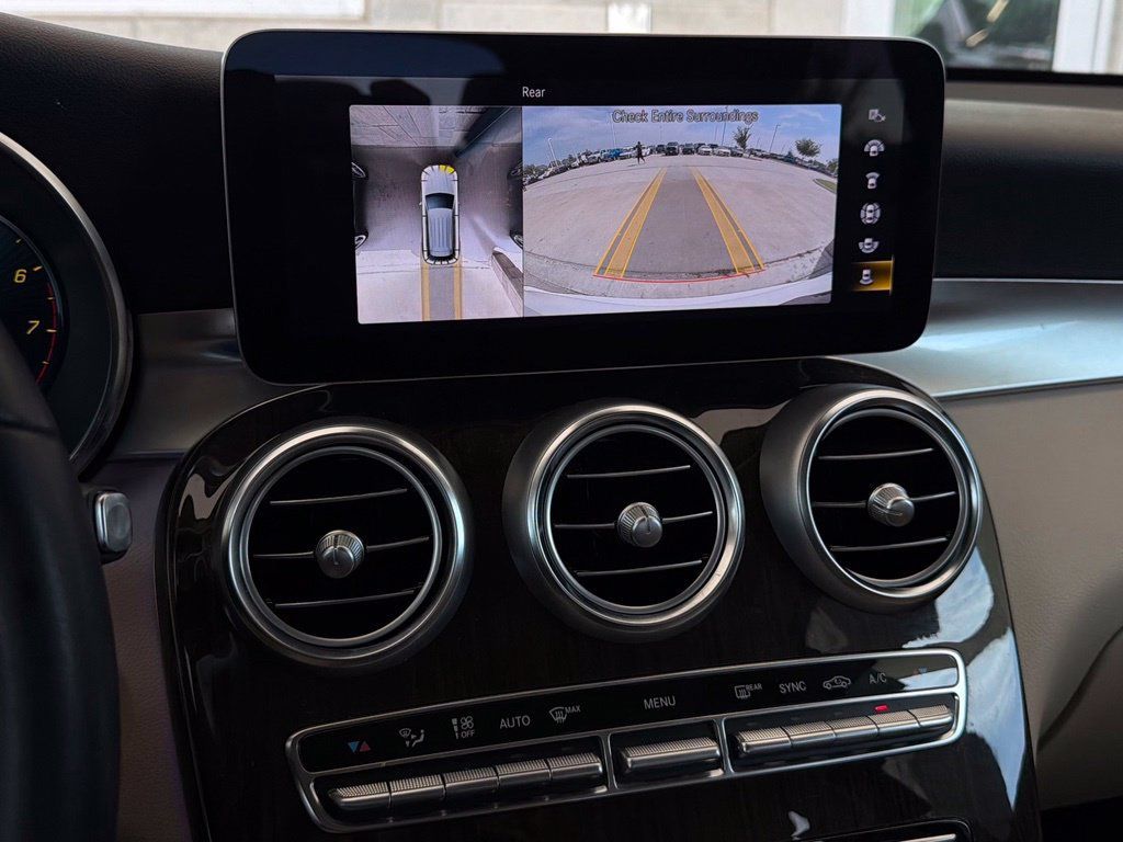 Used 2022 Mercedes-Benz GLC 300 w/ Premium Package Lite image 7