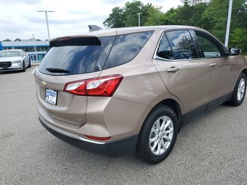 Used 2019 Chevrolet Equinox LT FWD image 4