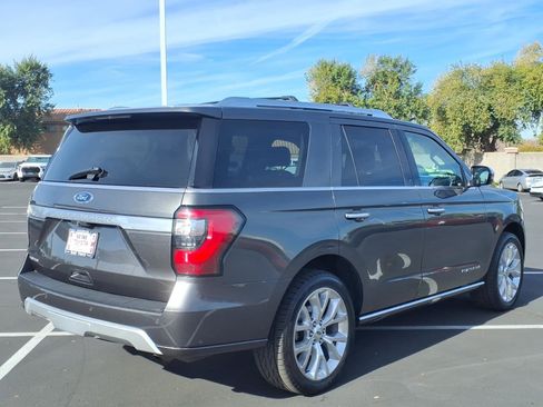 Used 2018 Ford Expedition Platinum image 6